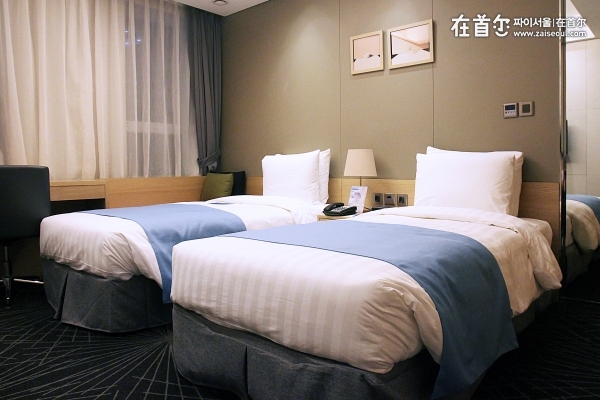 Days Hotel Myeongdong